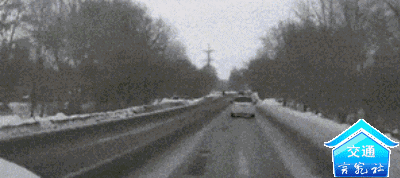 冰雪路面出行要注意这几点4 冰雪路面出行要注意这几点4